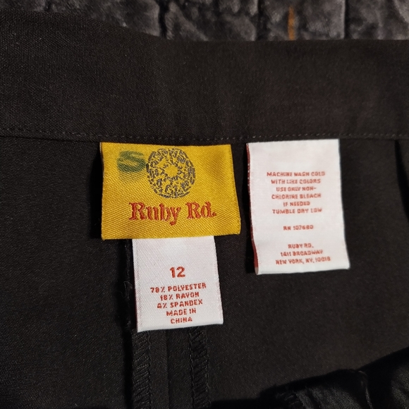 Ruby Rd. 'Bristol Pant' slacks - Picture 4 of 4